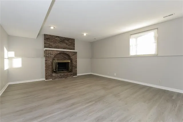 $2,095 | 3025 South 14th Street, Leavenworth, KS 66048