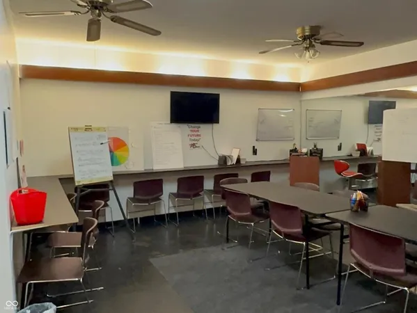 $299,250 | 455 West Springhill Drive, Terre Haute, IN 47802