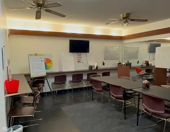 $299,250 | 455 West Springhill Drive, Terre Haute, IN 47802