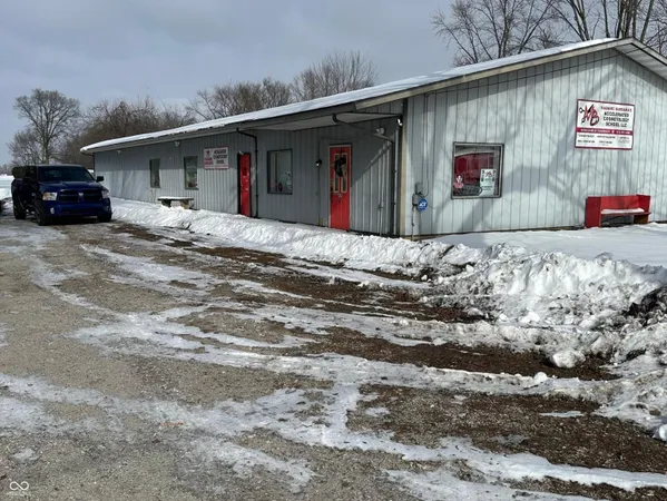 $299,250 | 455 West Springhill Drive, Terre Haute, IN 47802