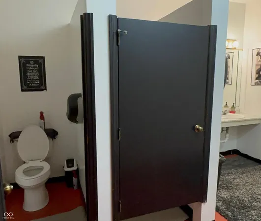 $299,250 | 455 West Springhill Drive, Terre Haute, IN 47802