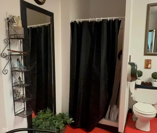 $299,250 | 455 West Springhill Drive, Terre Haute, IN 47802