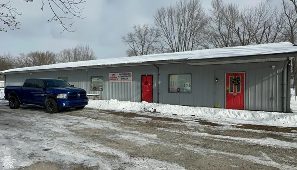 $299,250 | 455 West Springhill Drive, Terre Haute, IN 47802