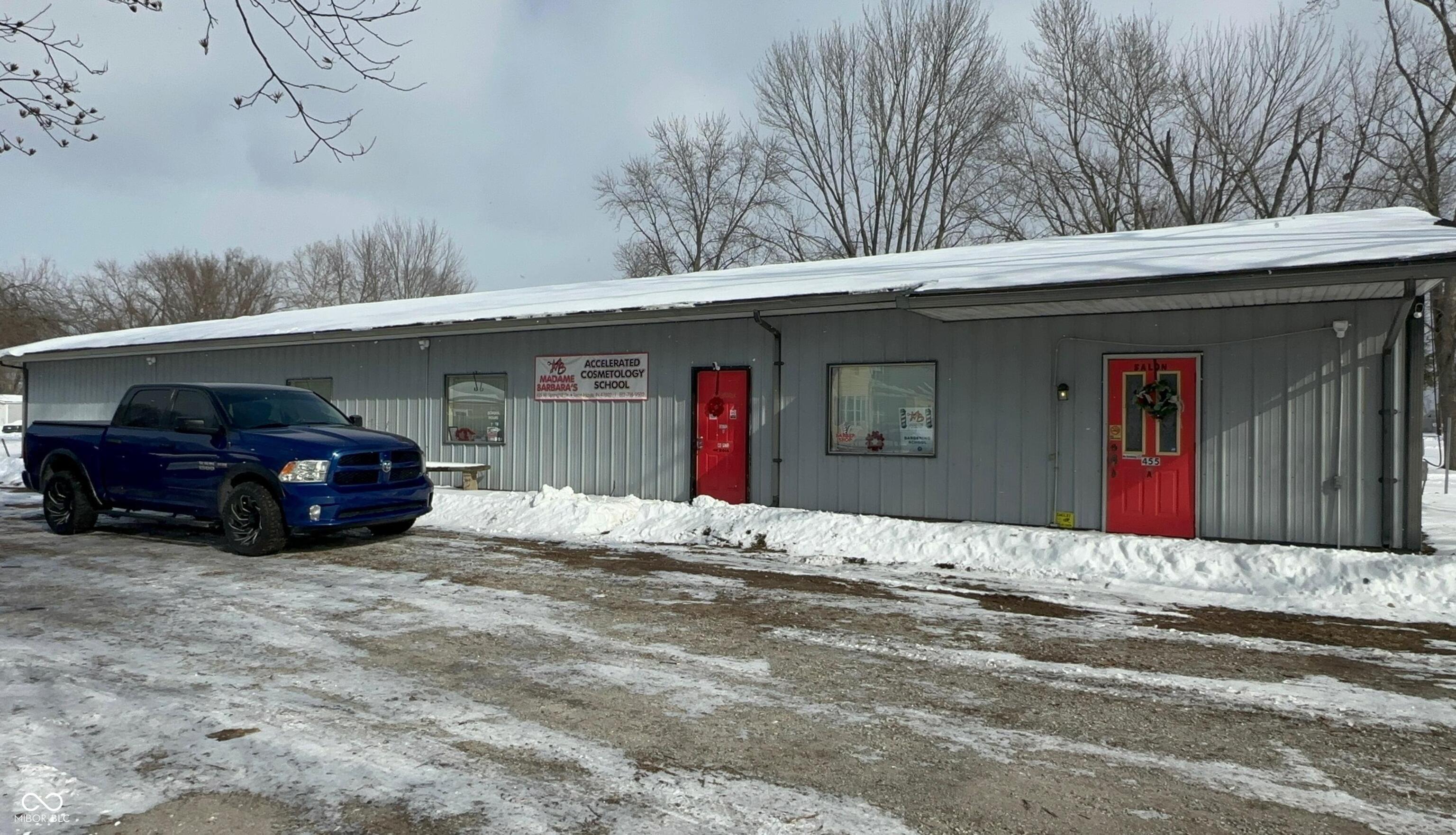 455 West Springhill Drive Terre Haute, IN 47802 - Photo 3 of 56