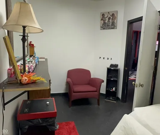 $299,250 | 455 West Springhill Drive, Terre Haute, IN 47802