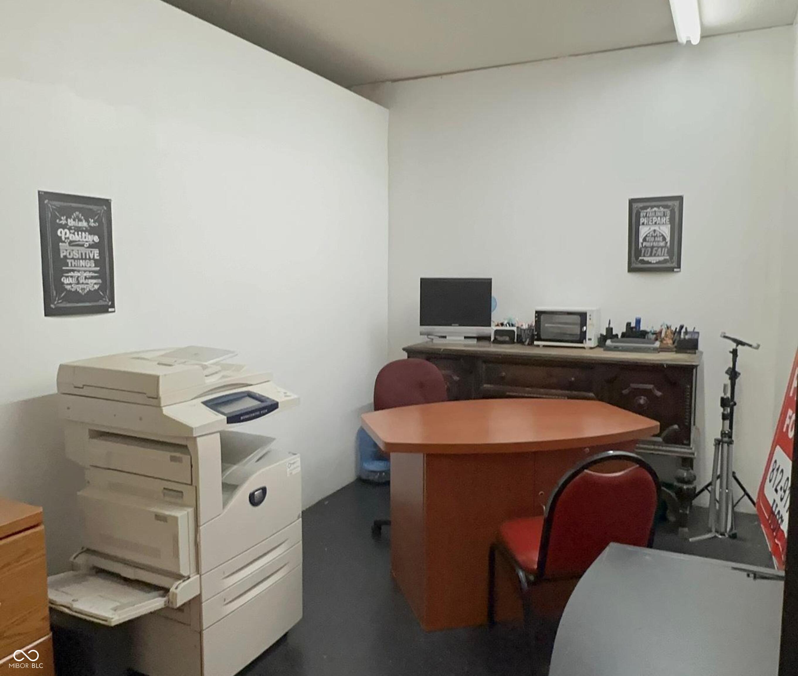 455 West Springhill Drive Terre Haute, IN 47802 - Photo 35 of 56