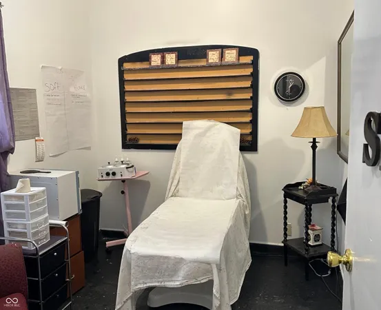 $299,250 | 455 West Springhill Drive, Terre Haute, IN 47802