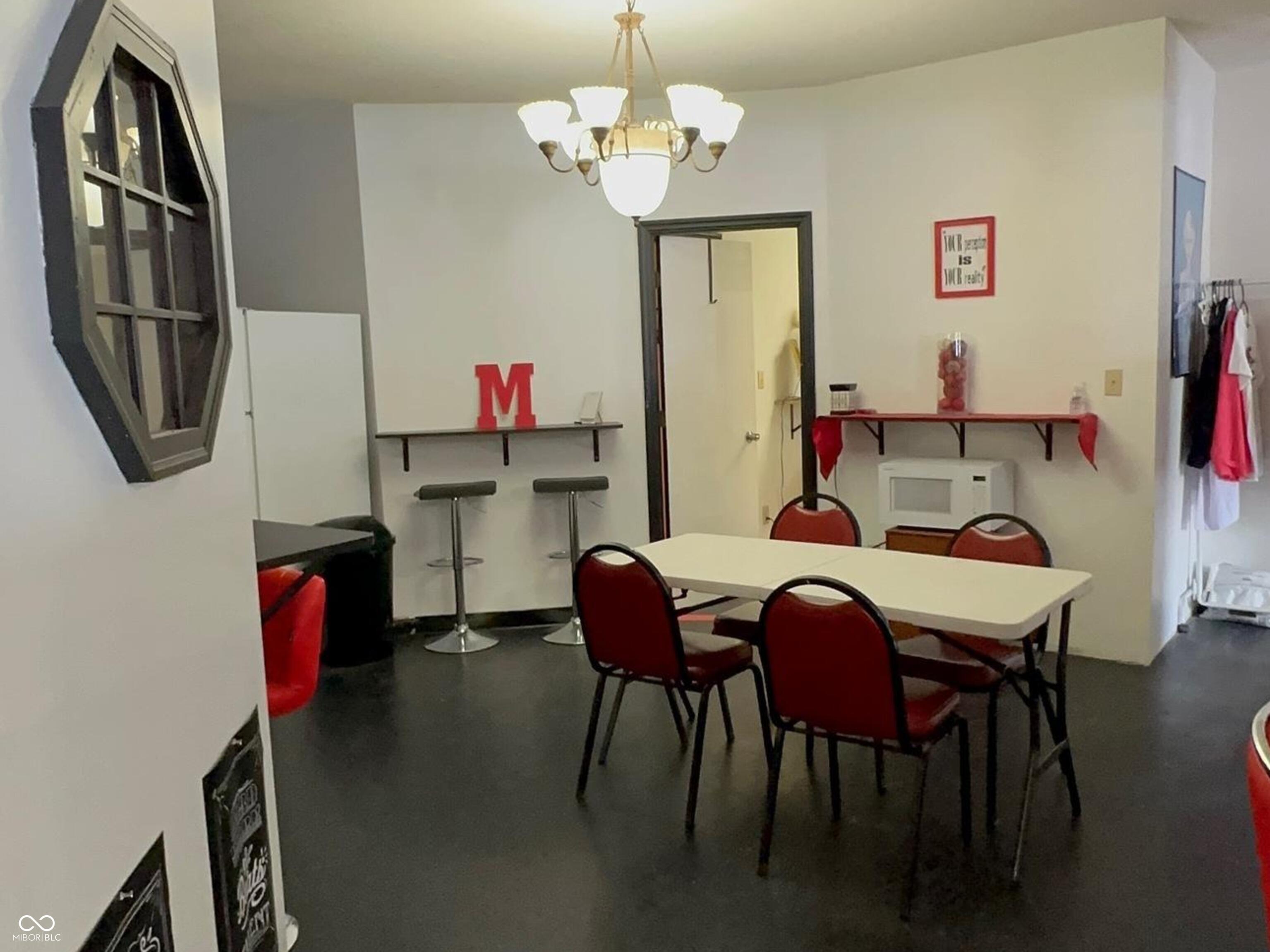 455 West Springhill Drive Terre Haute, IN 47802 - Photo 10 of 56