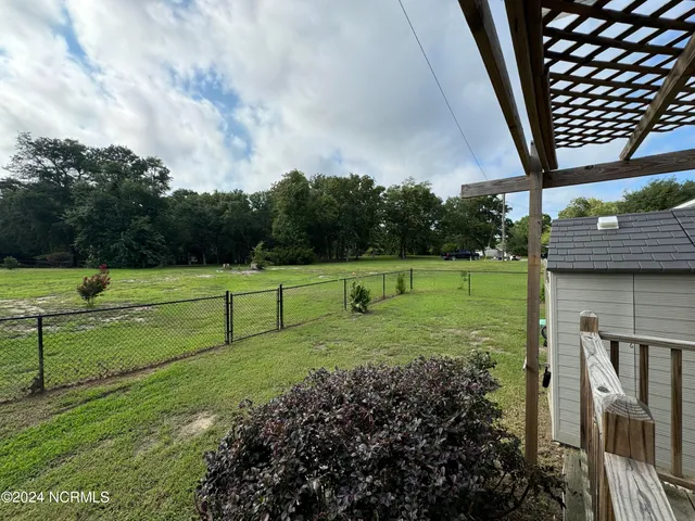 $1,575 | Undisclosed Address, Hubert, NC 28539