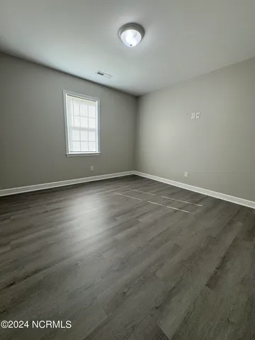 $1,575 | Undisclosed Address, Hubert, NC 28539