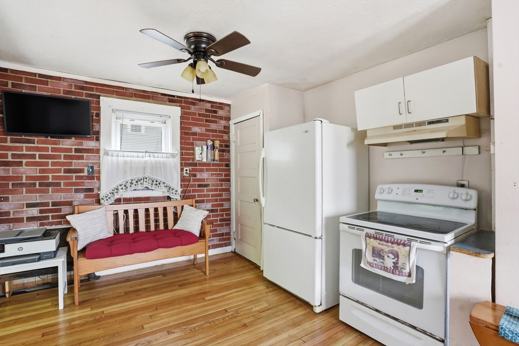 13 Clapp Road Hanover, MA 02339 - Photo 12 of 33