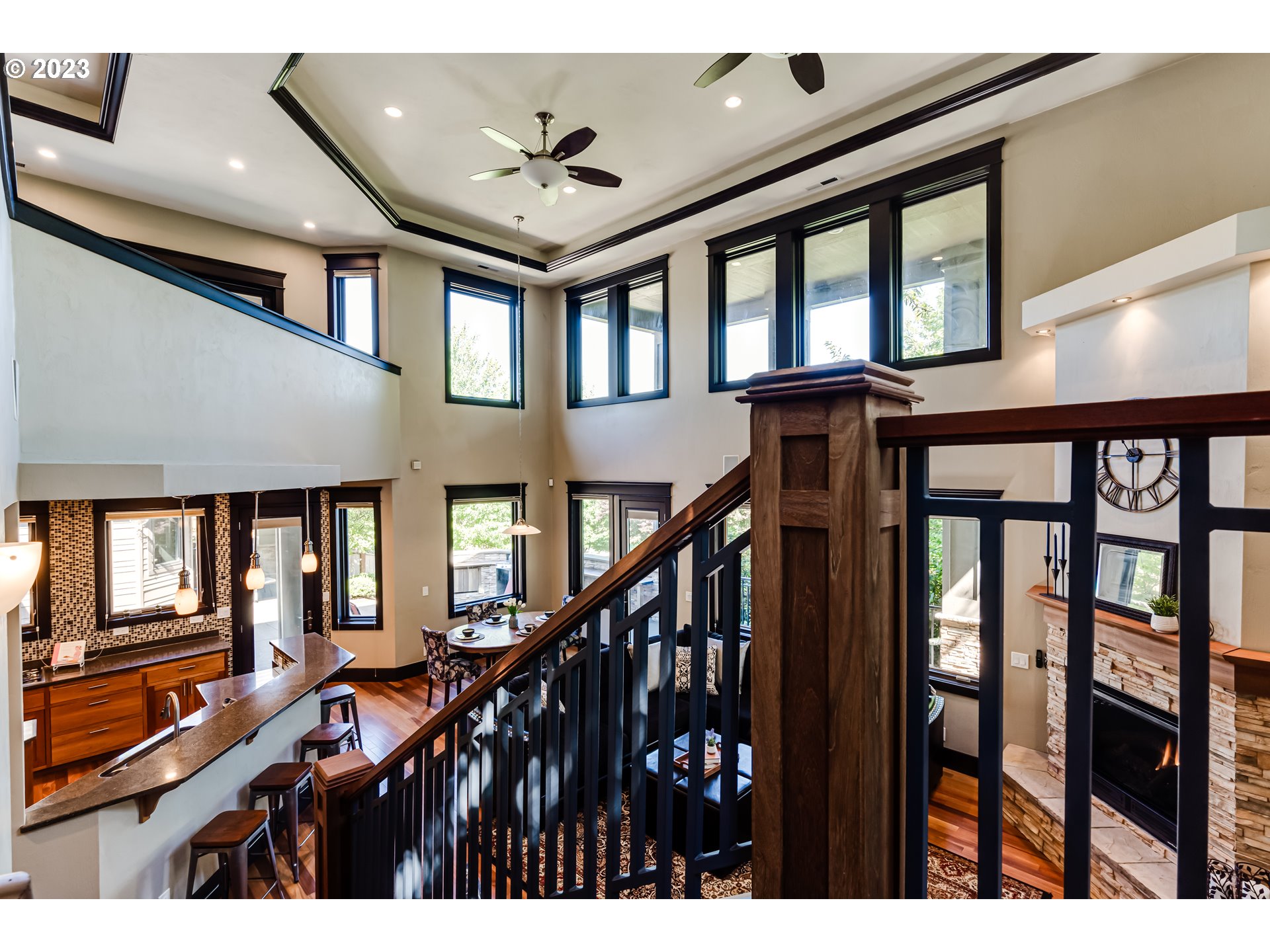 3321 Michael Lane Eugene, OR 97405 - Photo 23 of 46 a view of an entryway
