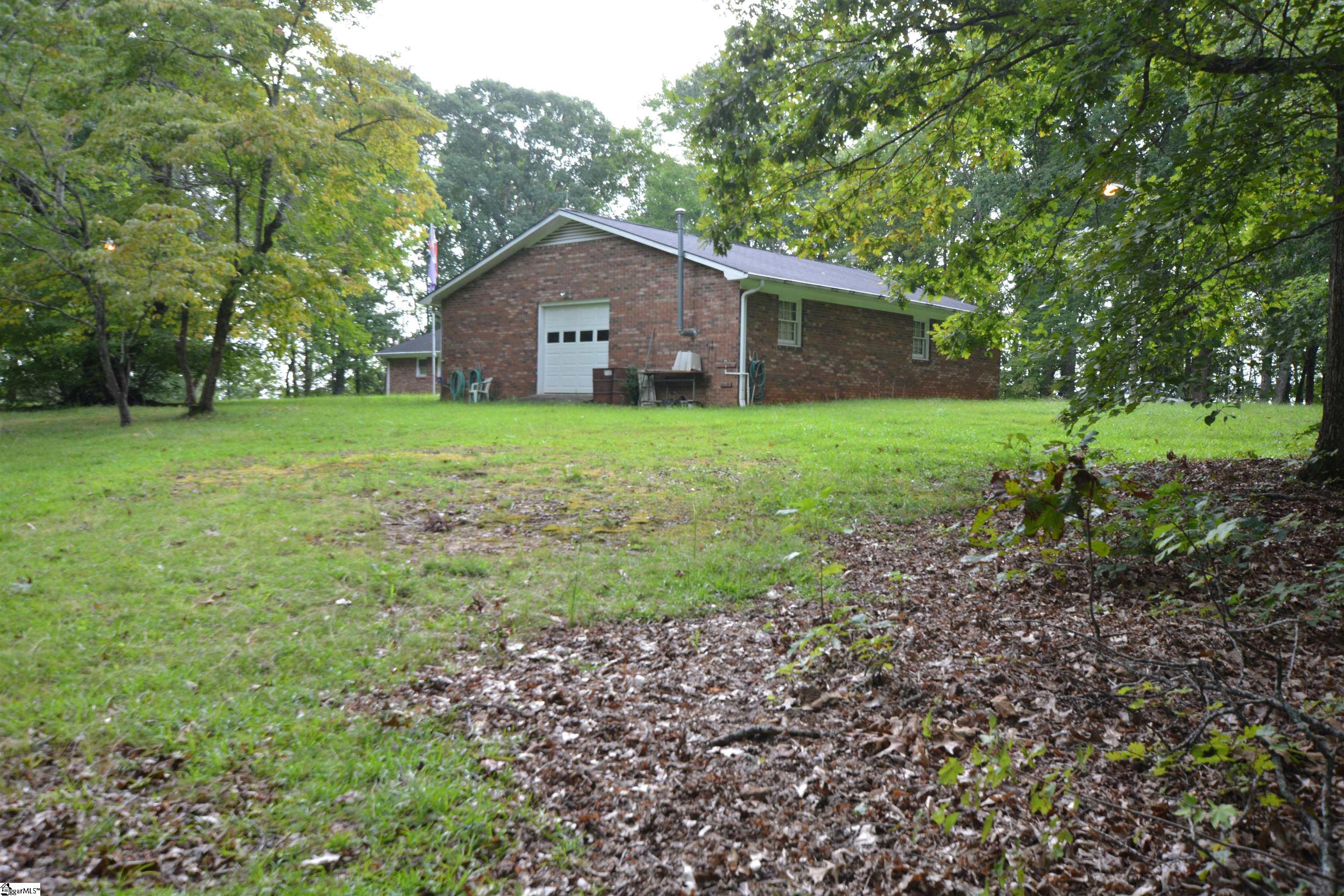 1010 Highway 14 Landrum, SC 29356 - Photo 22 of 27