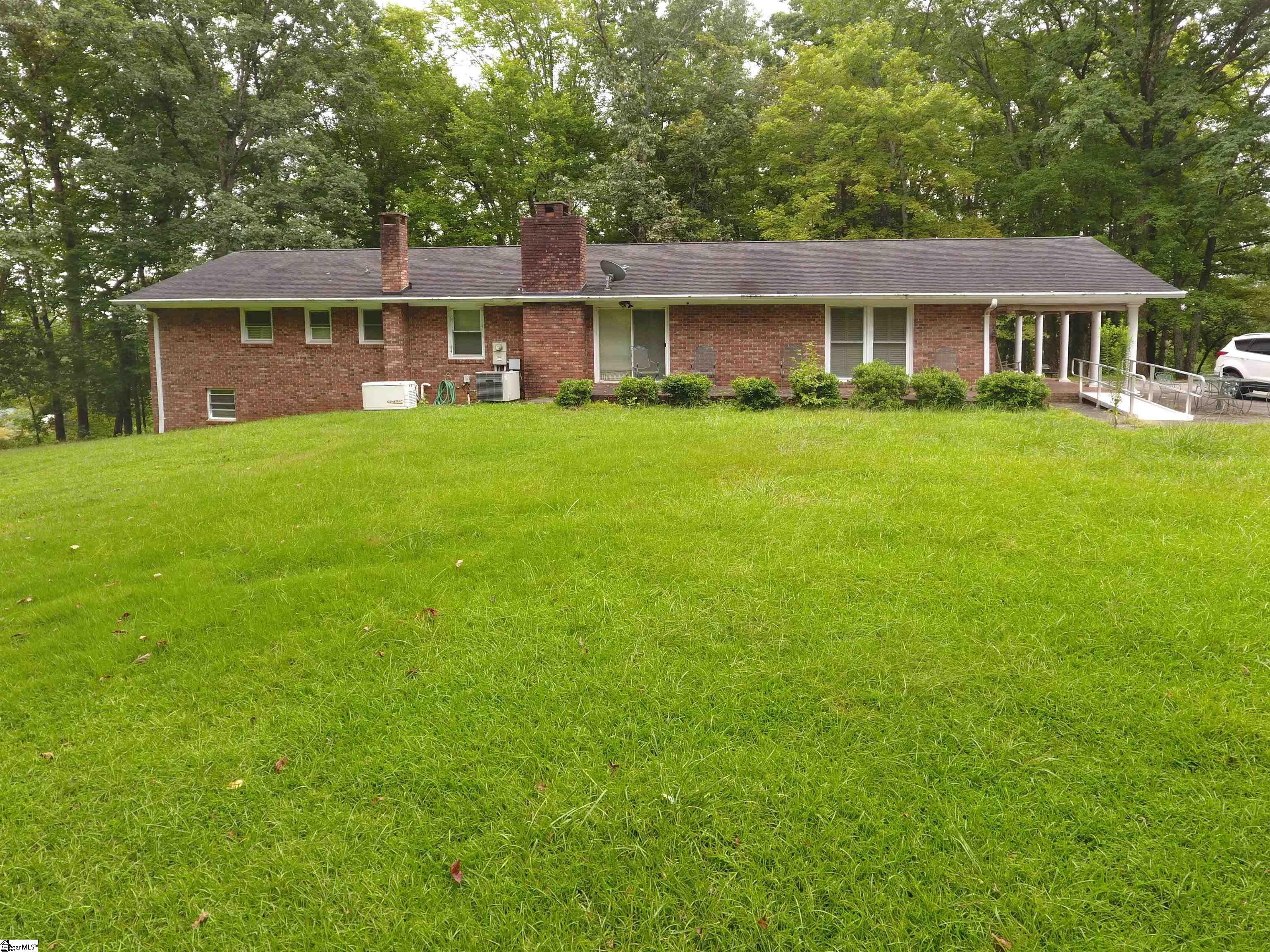 1010 Highway 14 Landrum, SC 29356 - Photo 5 of 27