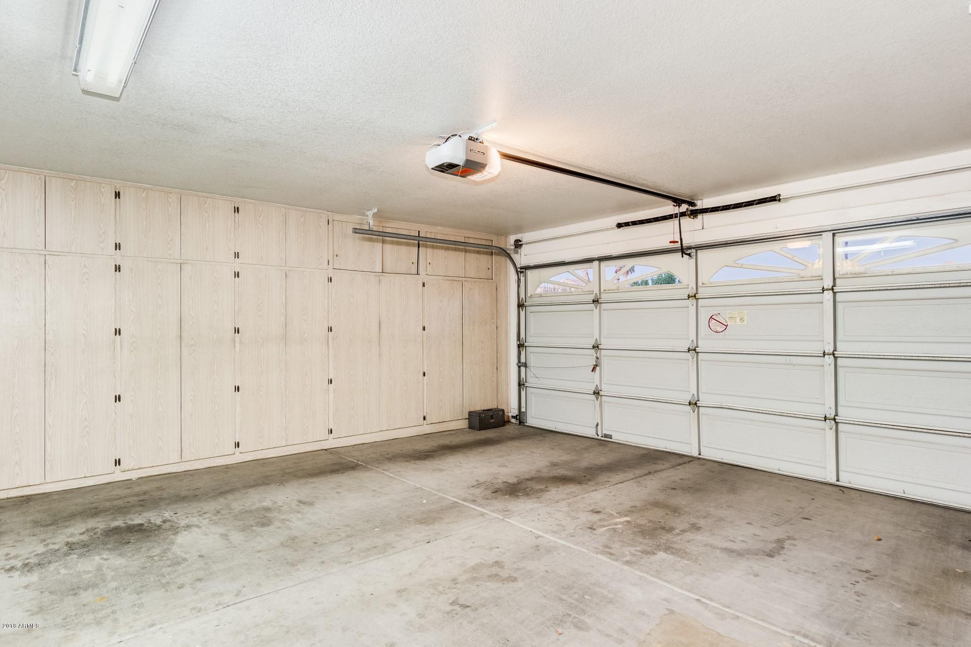 17340 North Raindance Road Surprise, AZ 85374 - Photo 29 of 53 Garage