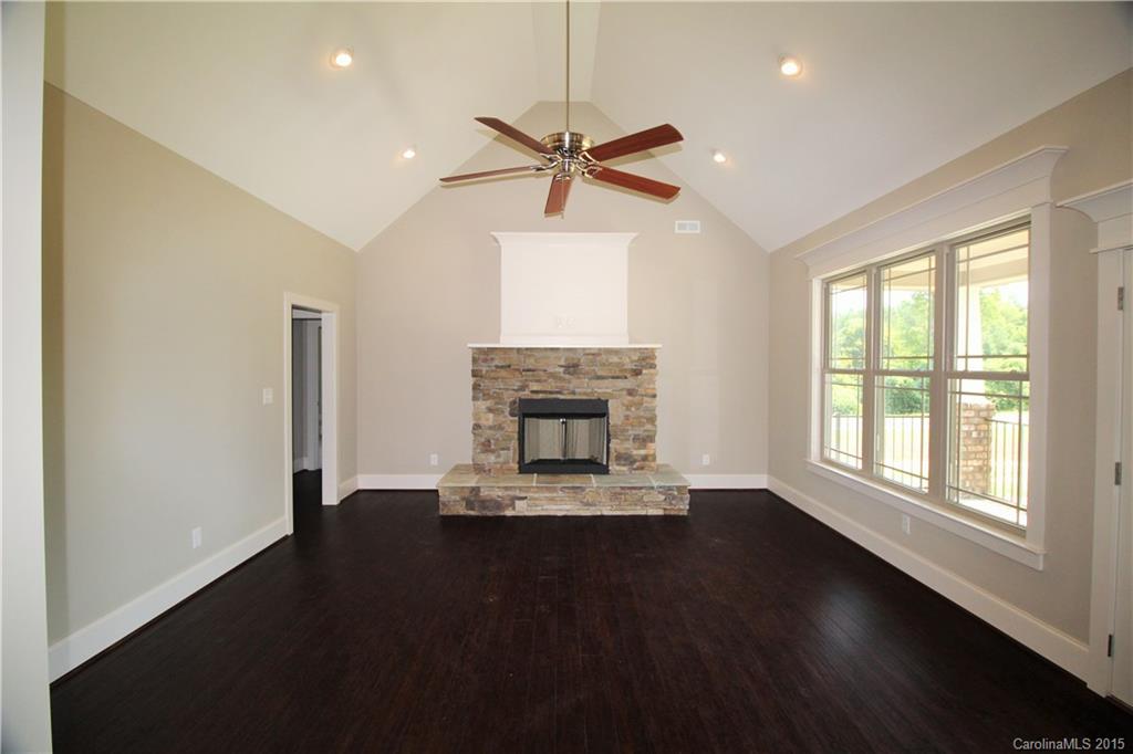 6618 Ridgemont, Unit 13 Denver, NC 28037 - Photo 6 of 23 Gallery Image 6