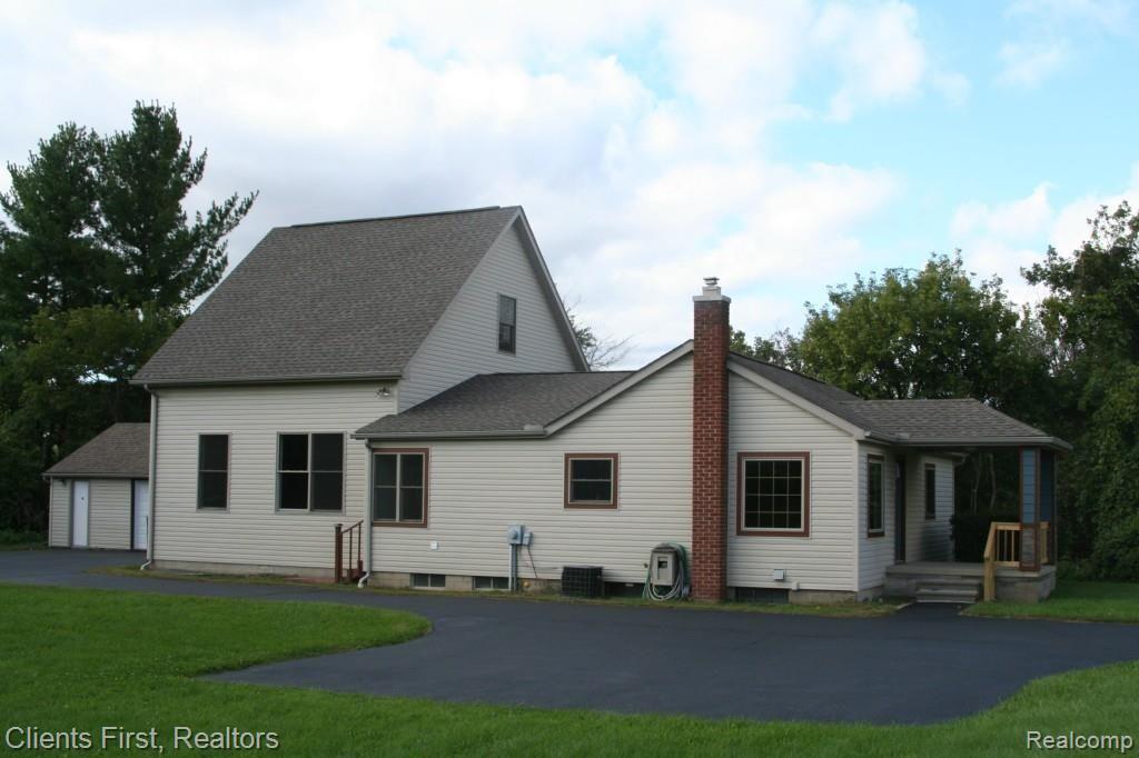 29805 Farmington Road Farmington Hills, MI 48331 - Photo 2 of 36