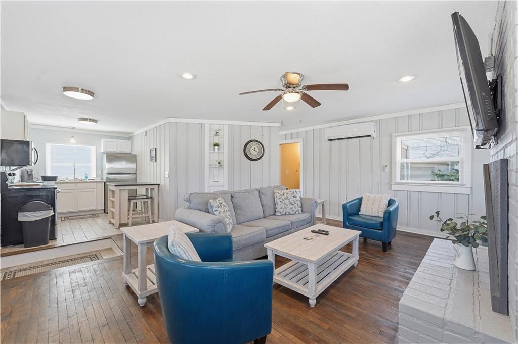 2127 Orchard Lane Lawrence, KS 66049 - Photo 5 of 28