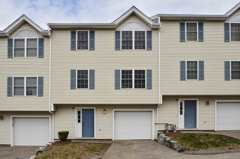 1005 Trapelo Road, Unit 3 Waltham, MA 02452 - Photo 1 of 24