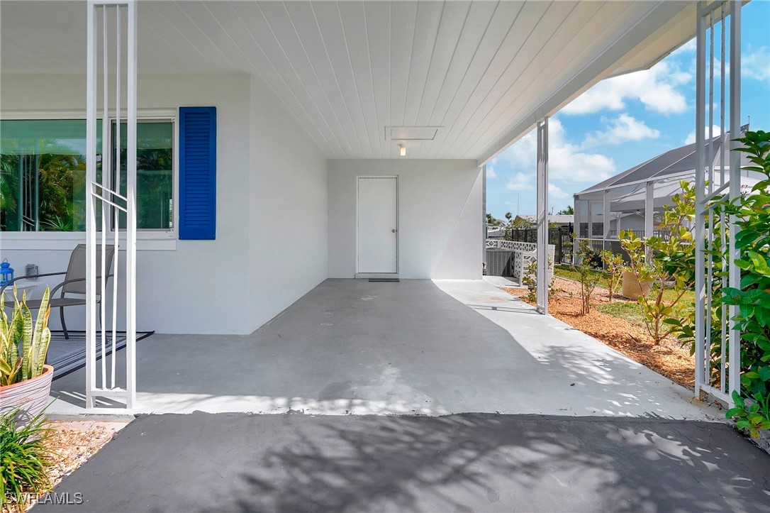 2685 Clyde Street Matlacha, FL 33993 - Photo 33 of 36 Gallery Image 33