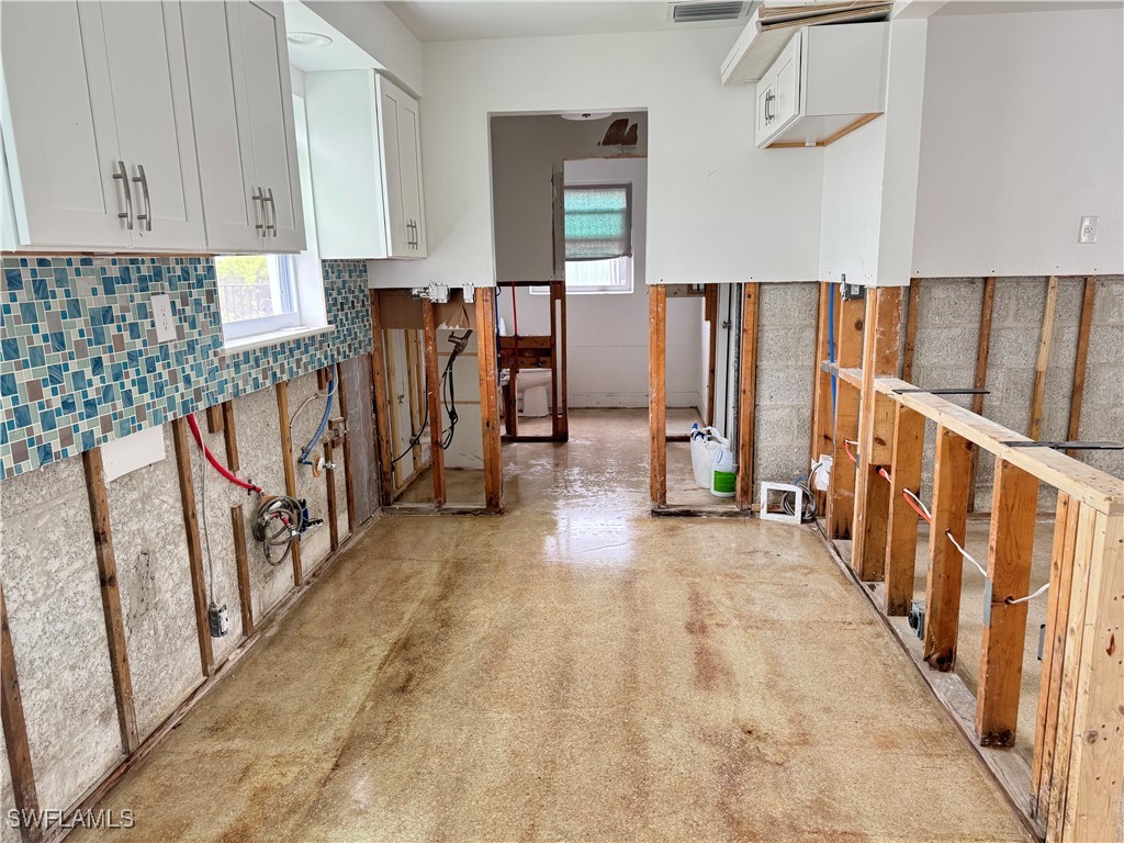 2685 Clyde Street Matlacha, FL 33993 - Photo 7 of 36 Gallery Image 7