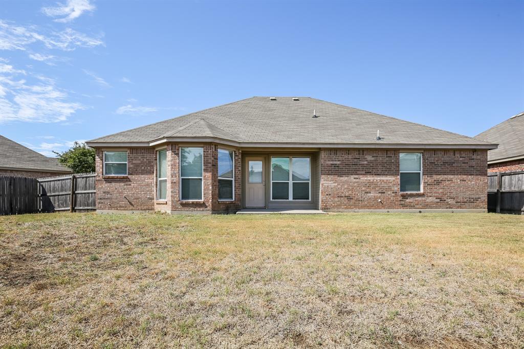 125 Currie Court Crowley, TX 76036 - Photo 15 of 16
