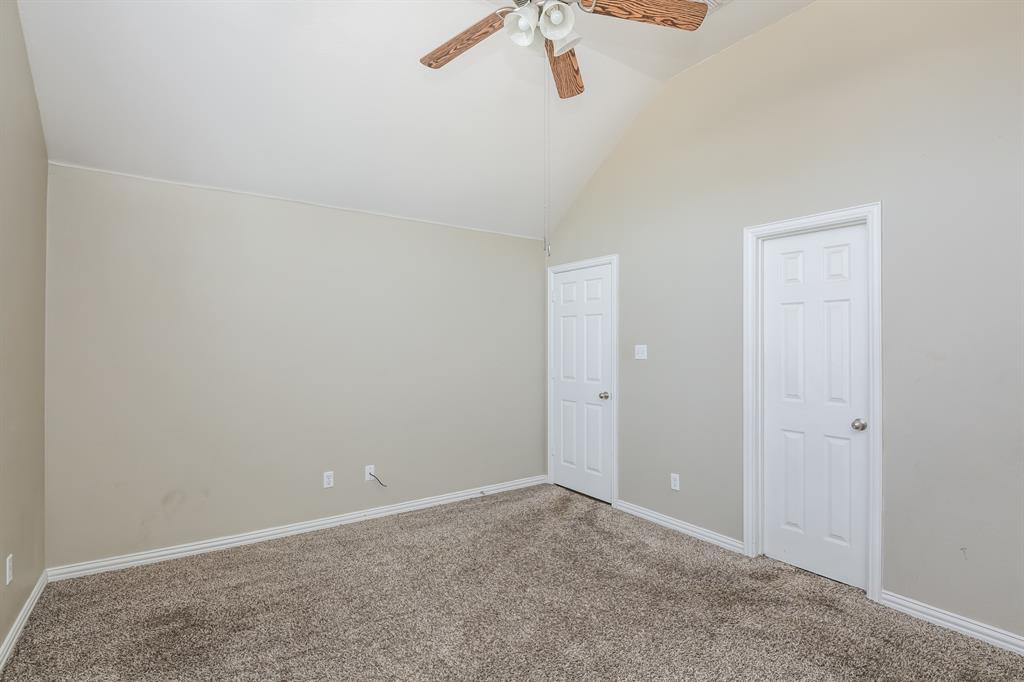 125 Currie Court Crowley, TX 76036 - Photo 7 of 16