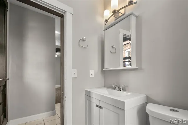 $1,200 | 3473 South Spring Avenue, St. Louis, MO 63116