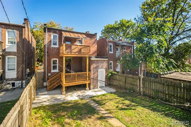 $1,200 | 3473 South Spring Avenue, St. Louis, MO 63116