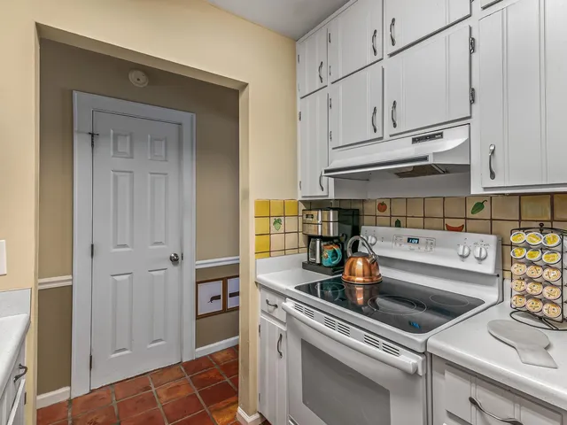 $169,000 | 3104 Oak Hammock Lane, Unit U, Tallahassee, FL 32301