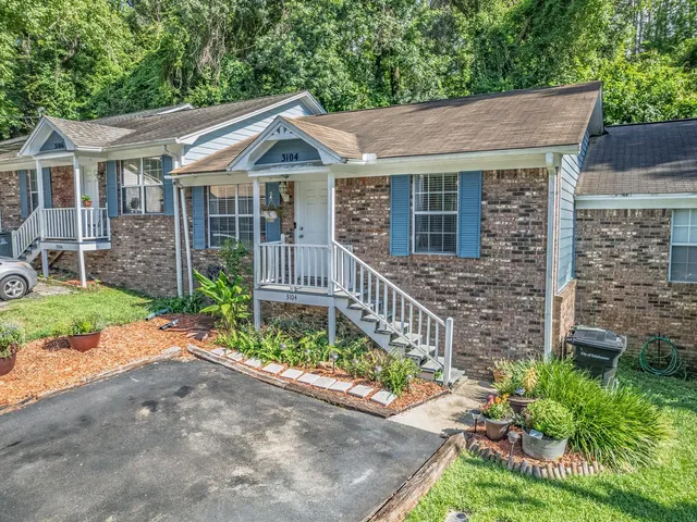 $169,000 | 3104 Oak Hammock Lane, Unit U, Tallahassee, FL 32301