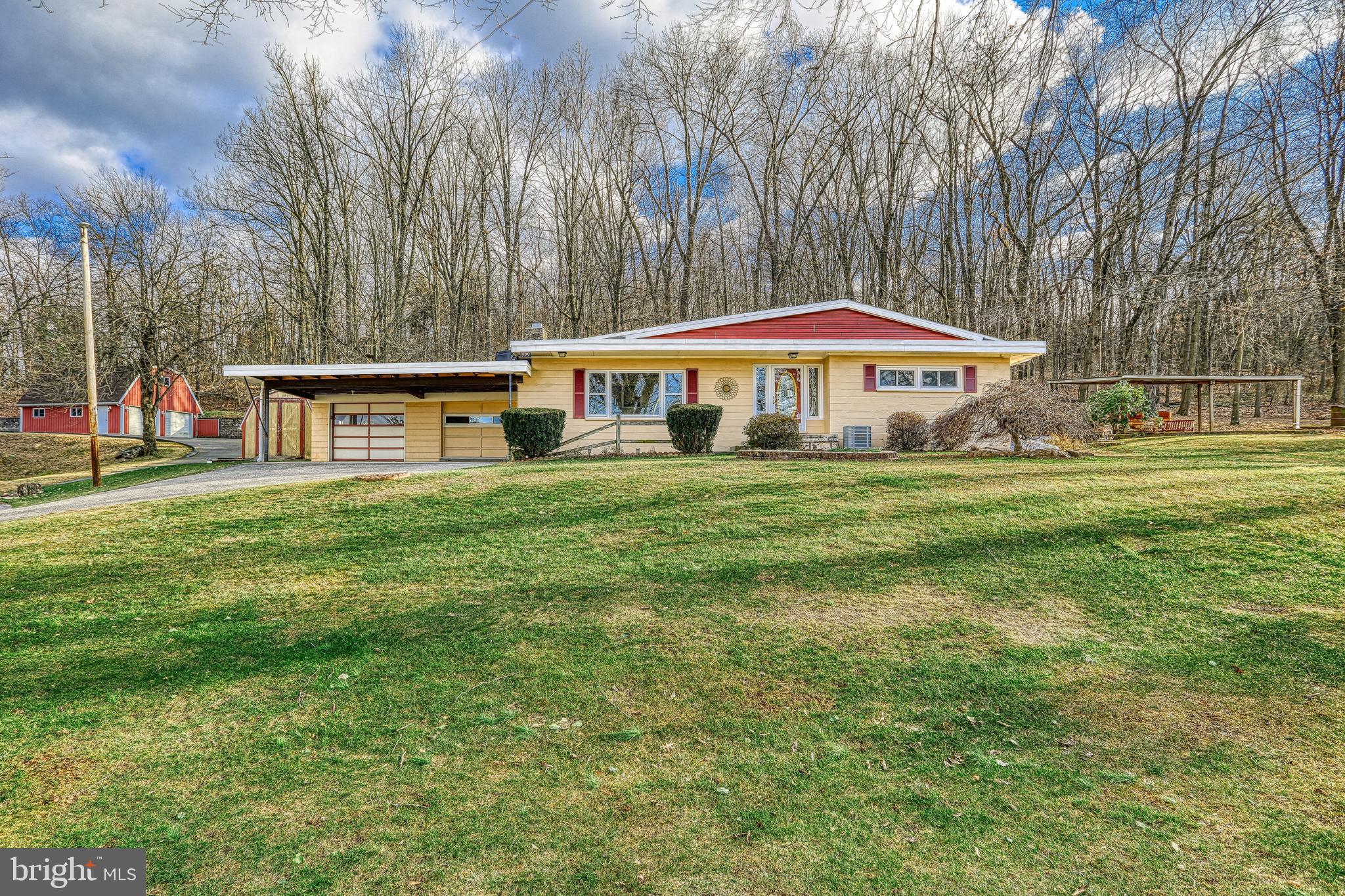 999 Racetrack Road Abbottstown, PA 17301 - Photo 5 of 59 Gallery Image 5