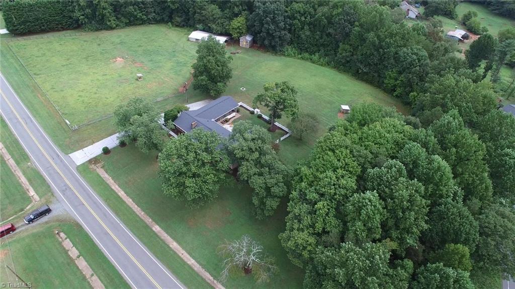 1385 Tobaccoville Road Rural Hall, NC 27045 - Photo 4 of 32