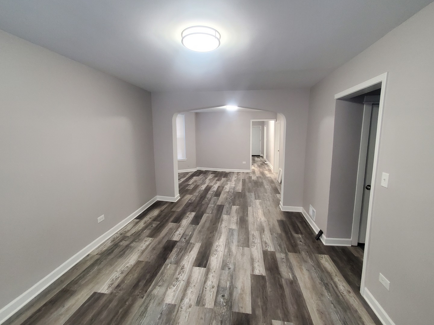1 West 112th Place Chicago, IL 60628 - Photo 18 of 31