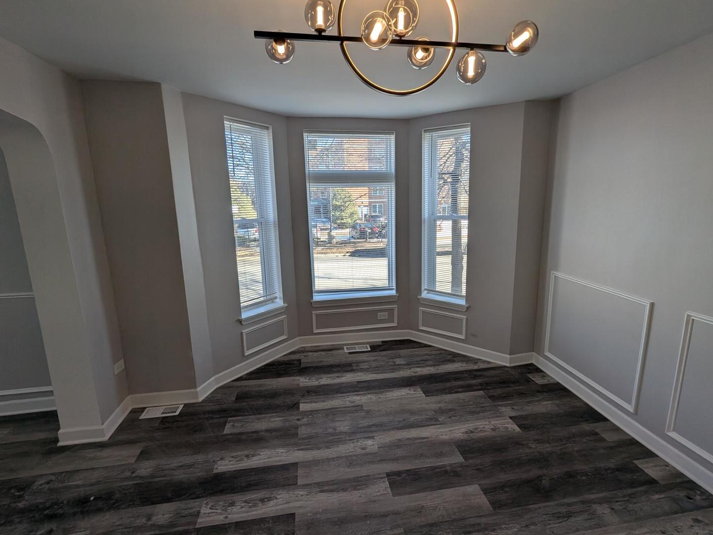 1 West 112th Place Chicago, IL 60628 - Photo 3 of 31
