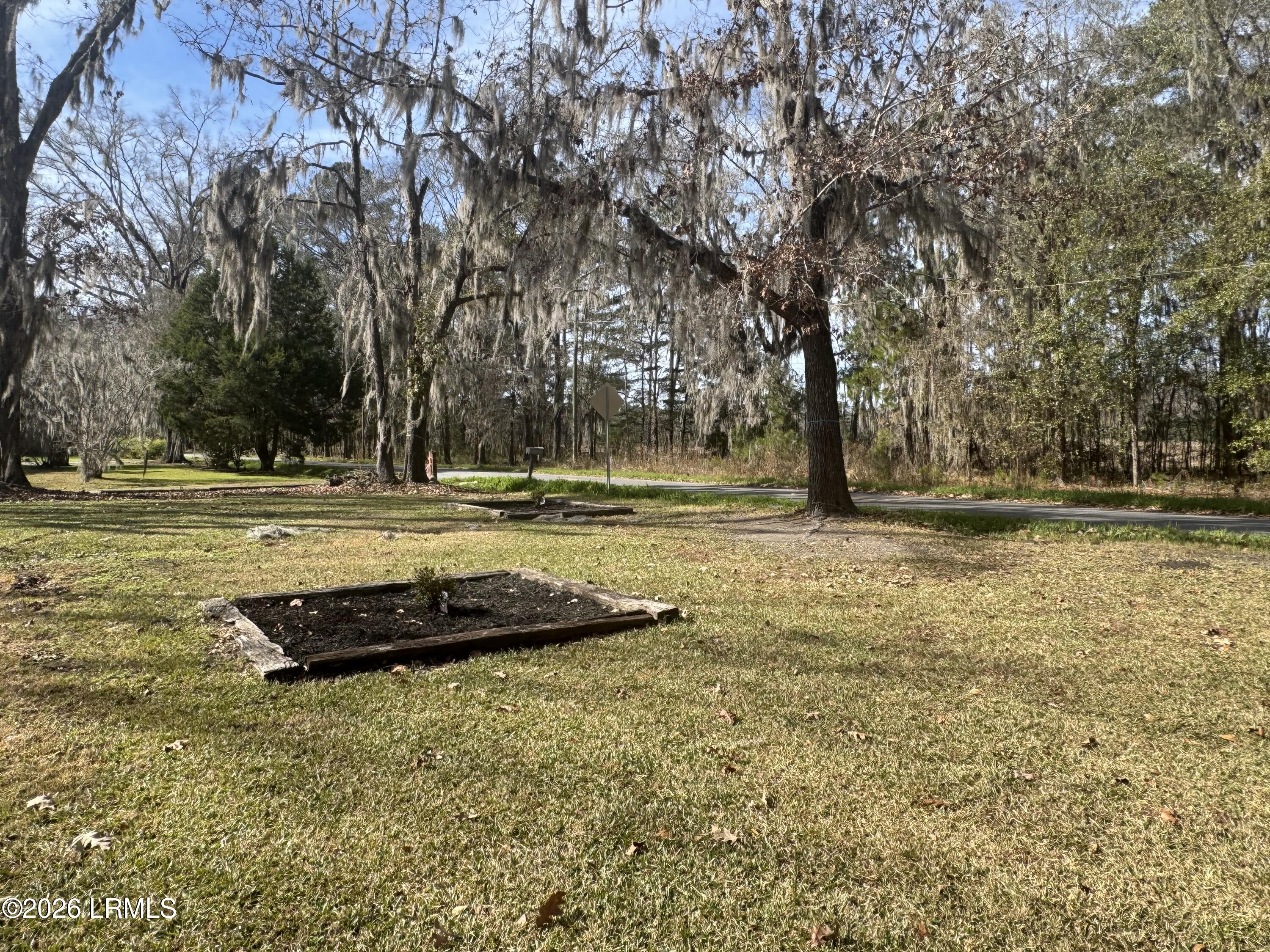 166 Twickenham Road Yemassee, SC 29945 - Photo 5 of 32 IMG_2669