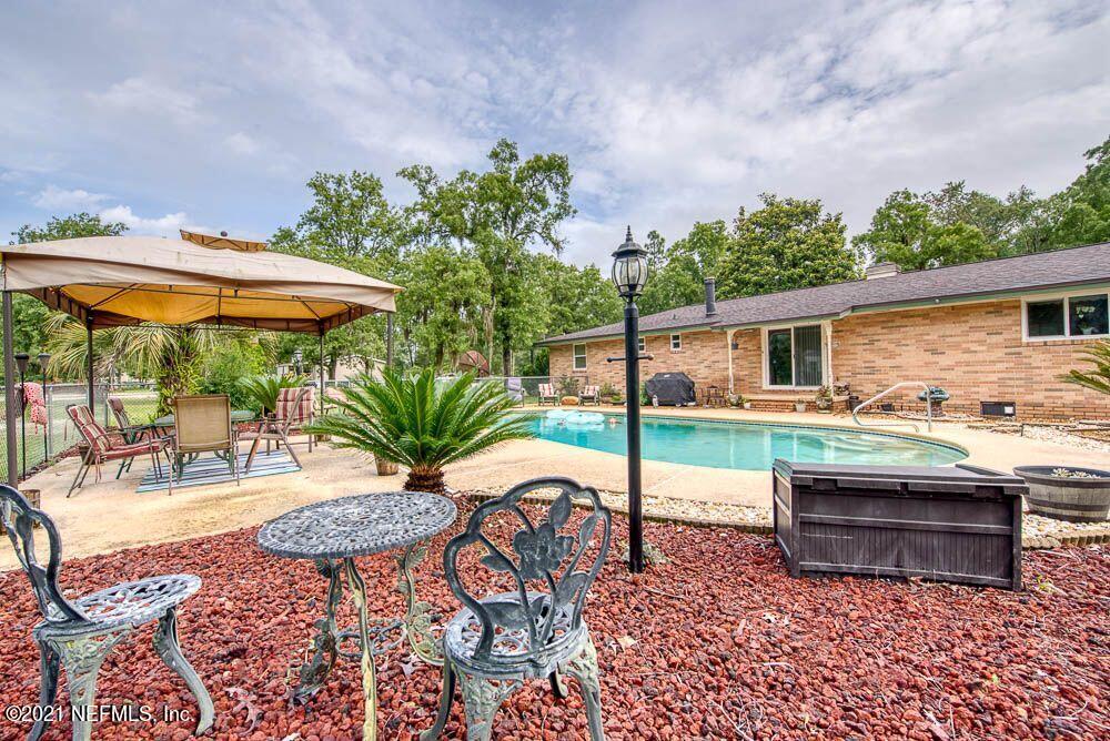 4179 Mustang Road Middleburg, FL 32068 - Photo 24 of 28 23 Pool View