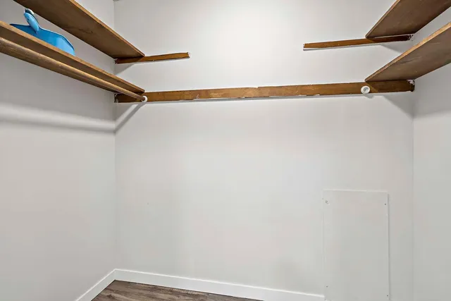 $100,000 | 4351 Parklawn Avenue, Unit 105E, Edina, MN 55435