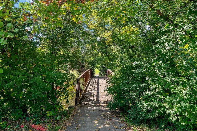 $100,000 | 4351 Parklawn Avenue, Unit 105E, Edina, MN 55435