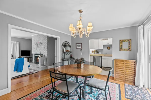 $3,000 | 46 Chastellux Avenue, Unit M8, Newport, RI 02840