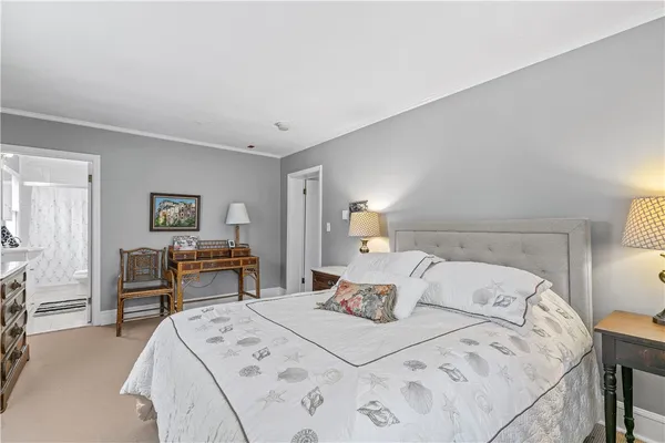 $3,000 | 46 Chastellux Avenue, Unit M8, Newport, RI 02840