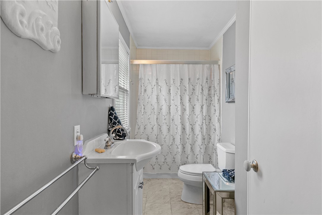 46 Chastellux Avenue, Unit M8 Newport, RI 02840 - Photo 22 of 32