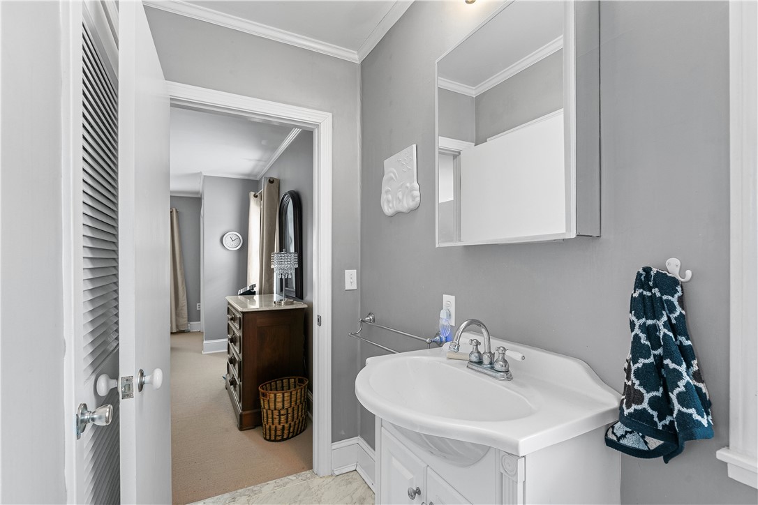 46 Chastellux Avenue, Unit M8 Newport, RI 02840 - Photo 23 of 32