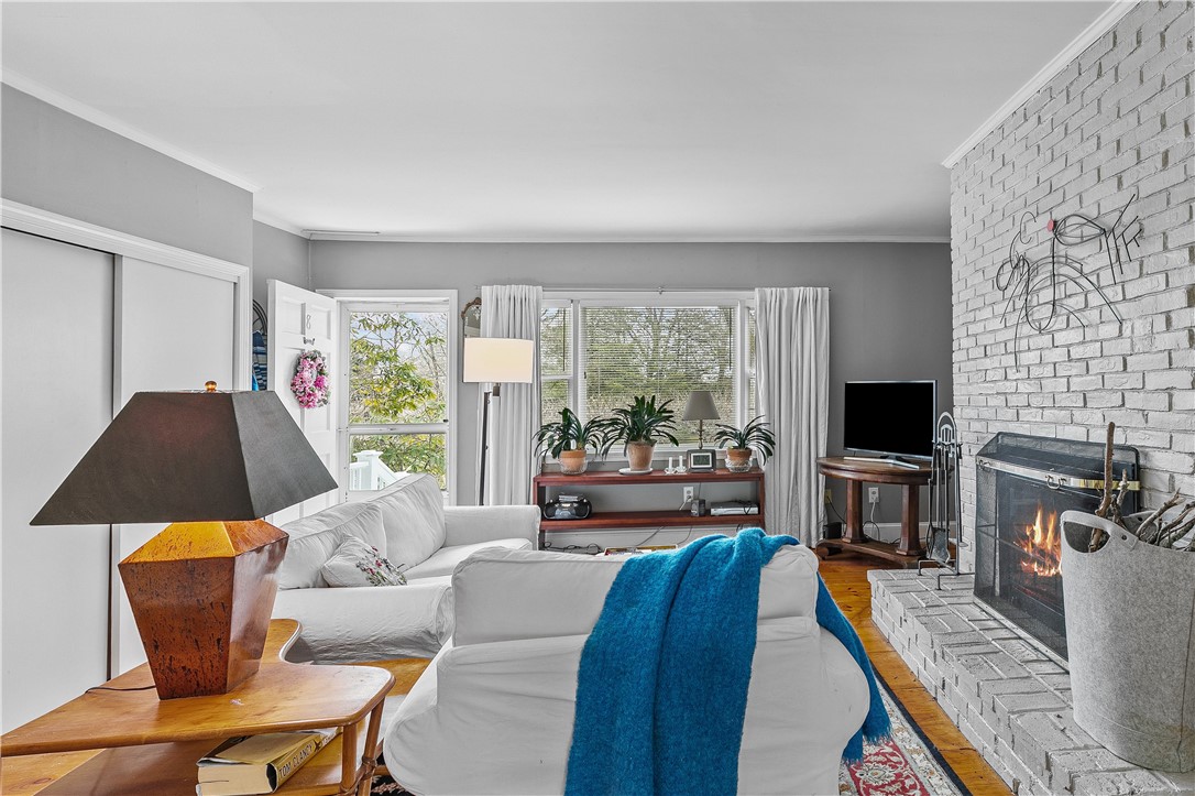 46 Chastellux Avenue, Unit M8 Newport, RI 02840 - Photo 6 of 32