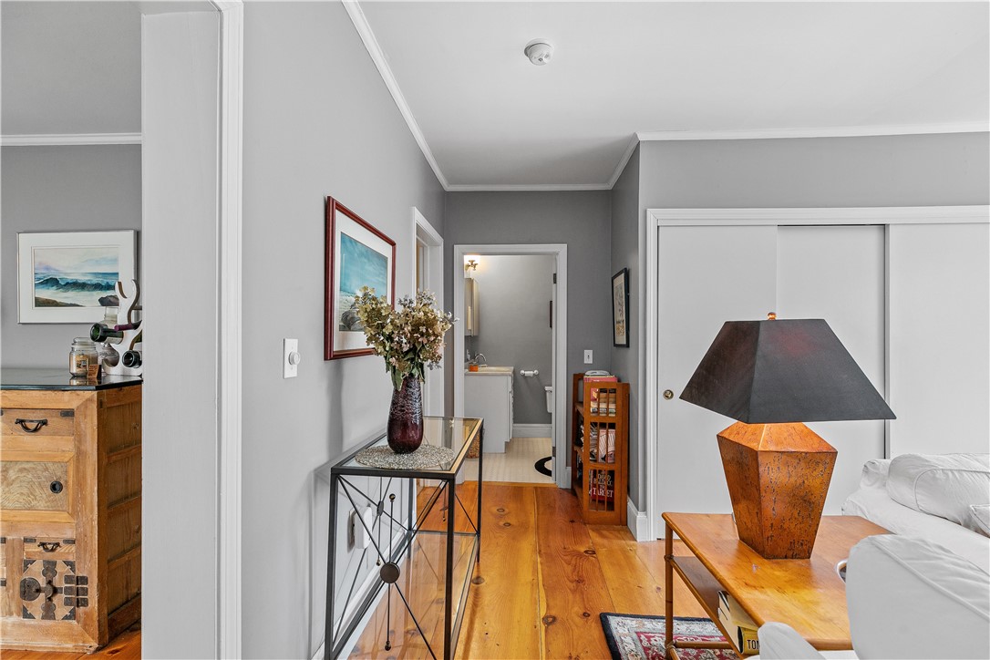 46 Chastellux Avenue, Unit M8 Newport, RI 02840 - Photo 8 of 32