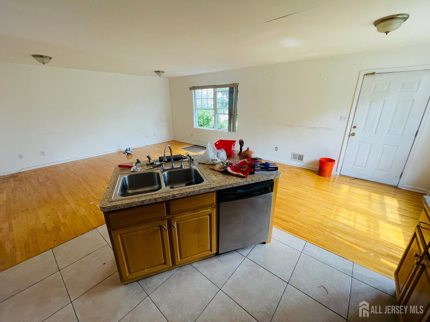 12 Ellen Avenue Perth Amboy, NJ 08861 - Photo 16 of 18