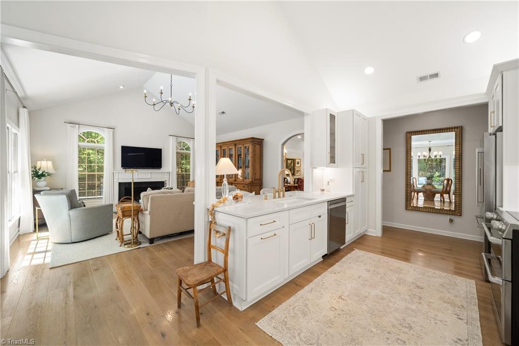 127 Wellesborough Road Winston-Salem, NC 27104 - Photo 24 of 50 Kitchen