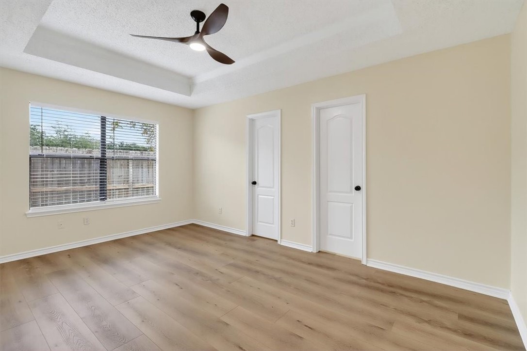 4453 Lake George Drive Corpus Christi, TX 78413 - Photo 17 of 38
