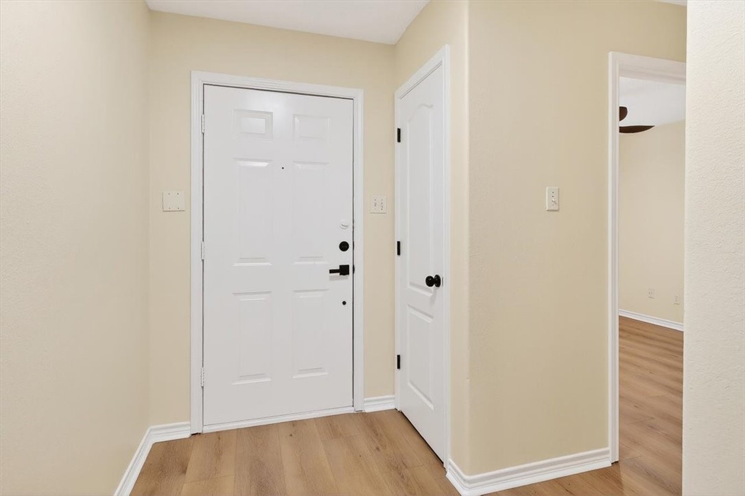 4453 Lake George Drive Corpus Christi, TX 78413 - Photo 3 of 38