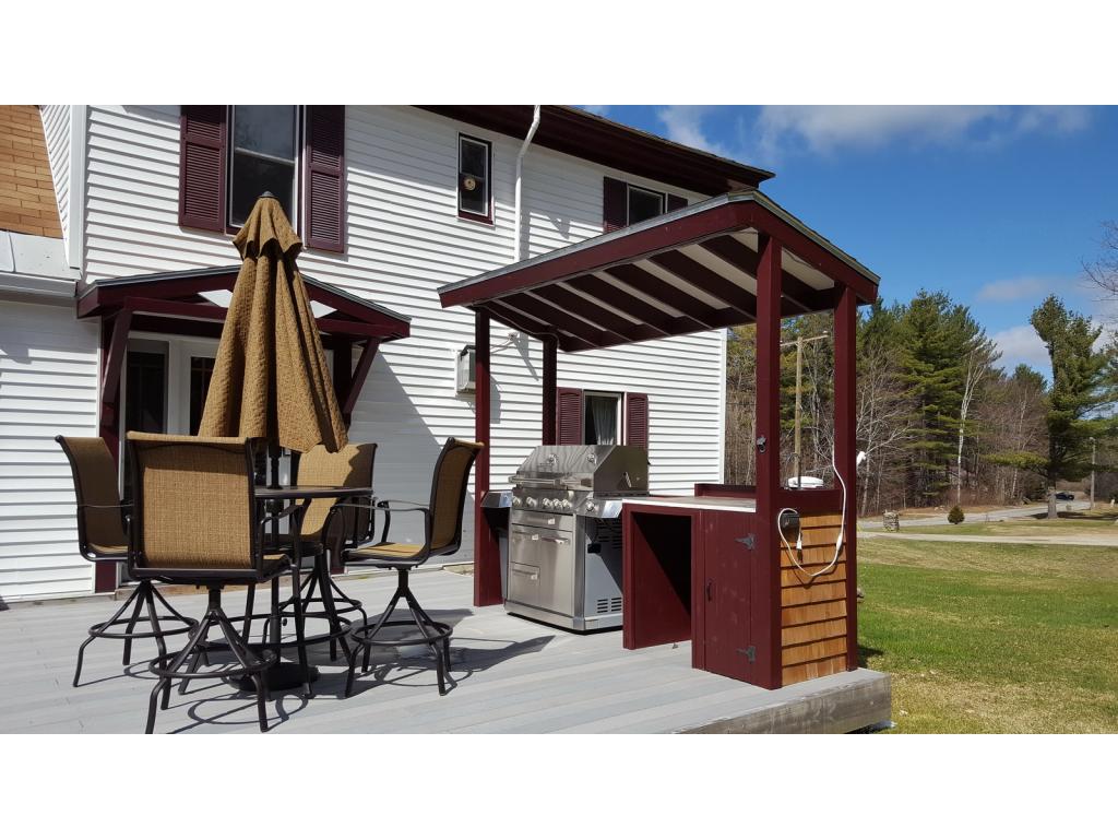 408 Parker Road Carroll, NH 03598 - Photo 3 of 32